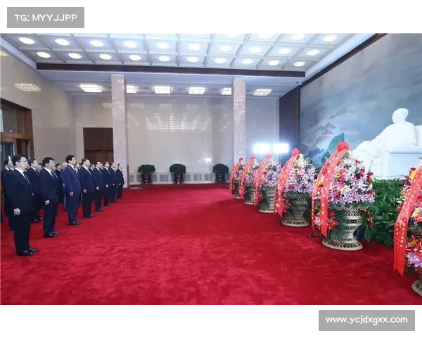 女篮出征亚洲杯前开展爱国主义教育活动 全队瞻仰毛泽东同志铜像激发集体荣誉感 女篮出征亚洲杯前开展爱国主义教育活动 全队瞻仰毛泽东同志铜像激发集体荣誉感